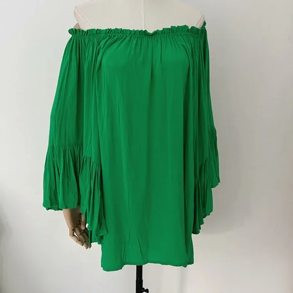 BEAUTIFUL GREEN ELAN TOP ๐๐ฒ๐ - Picture 3 of 11
